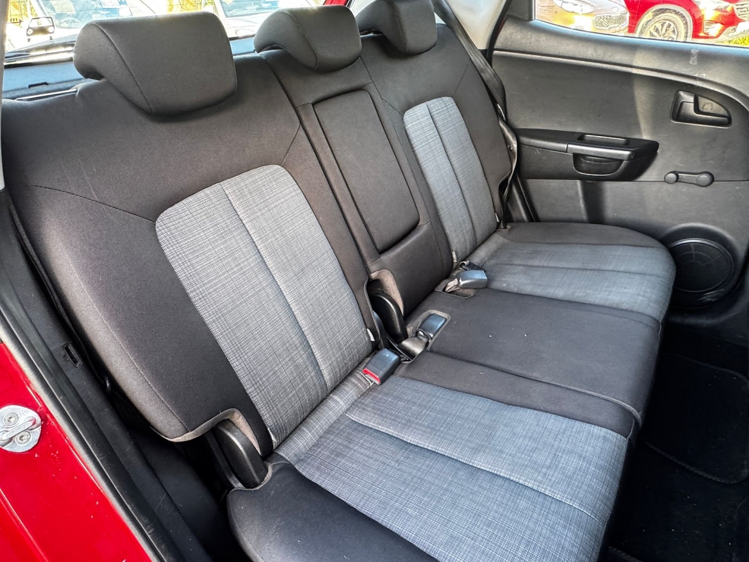 Used Kia Venga 2013 for sale - 76741386: Photo 13