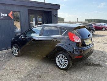 Used Ford Fiesta 2012 for sale - 77049226: Photo