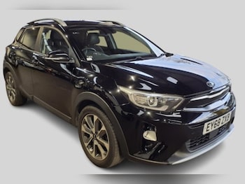 Used Kia Stonic 2018 for sale - 76631547: Photo