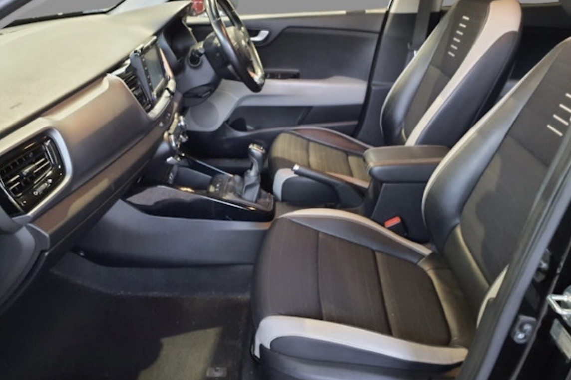 Used Kia Stonic 2018 for sale - 76631547: Photo 8