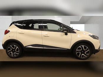 Used Renault Captur 2015 for sale - 79029949: Photo