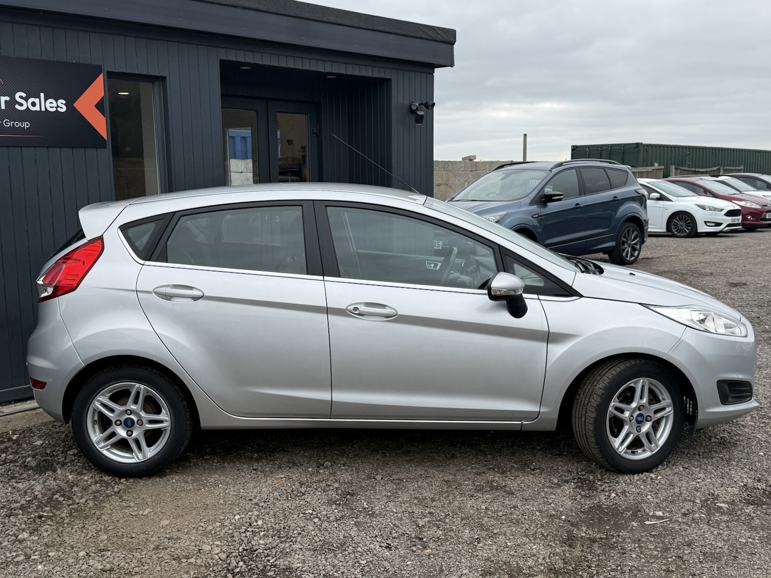 Used Ford Fiesta 2013 for sale - 76174048: Photo 2