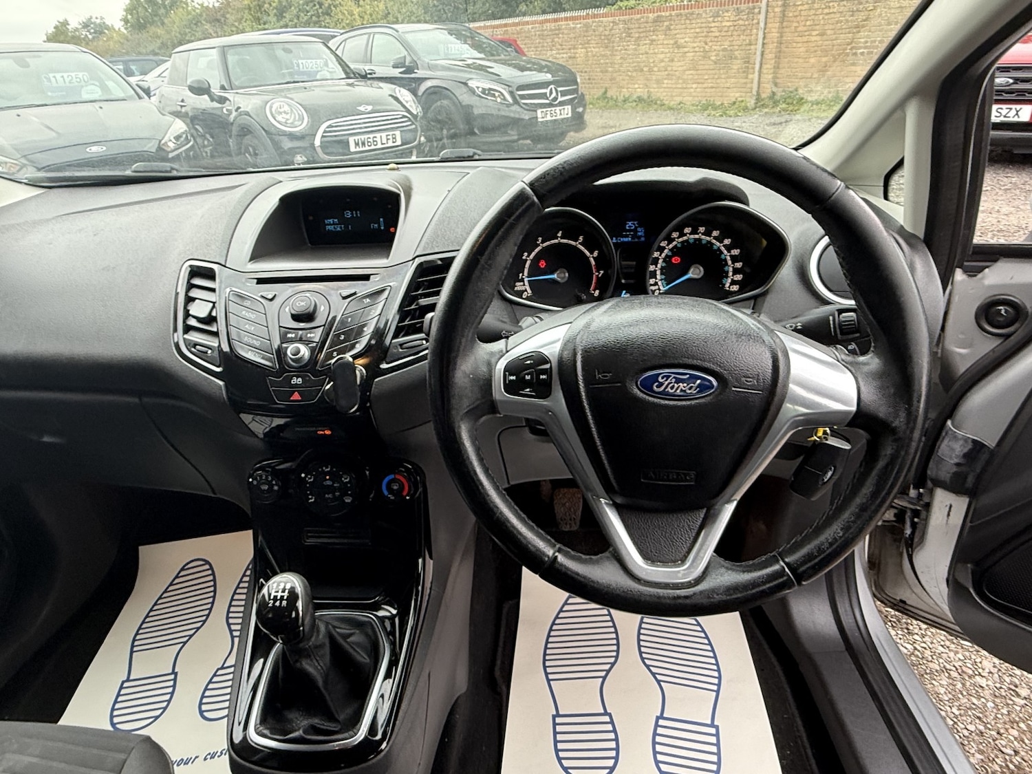 Used Ford Fiesta 2013 for sale - 76174048: Photo 9