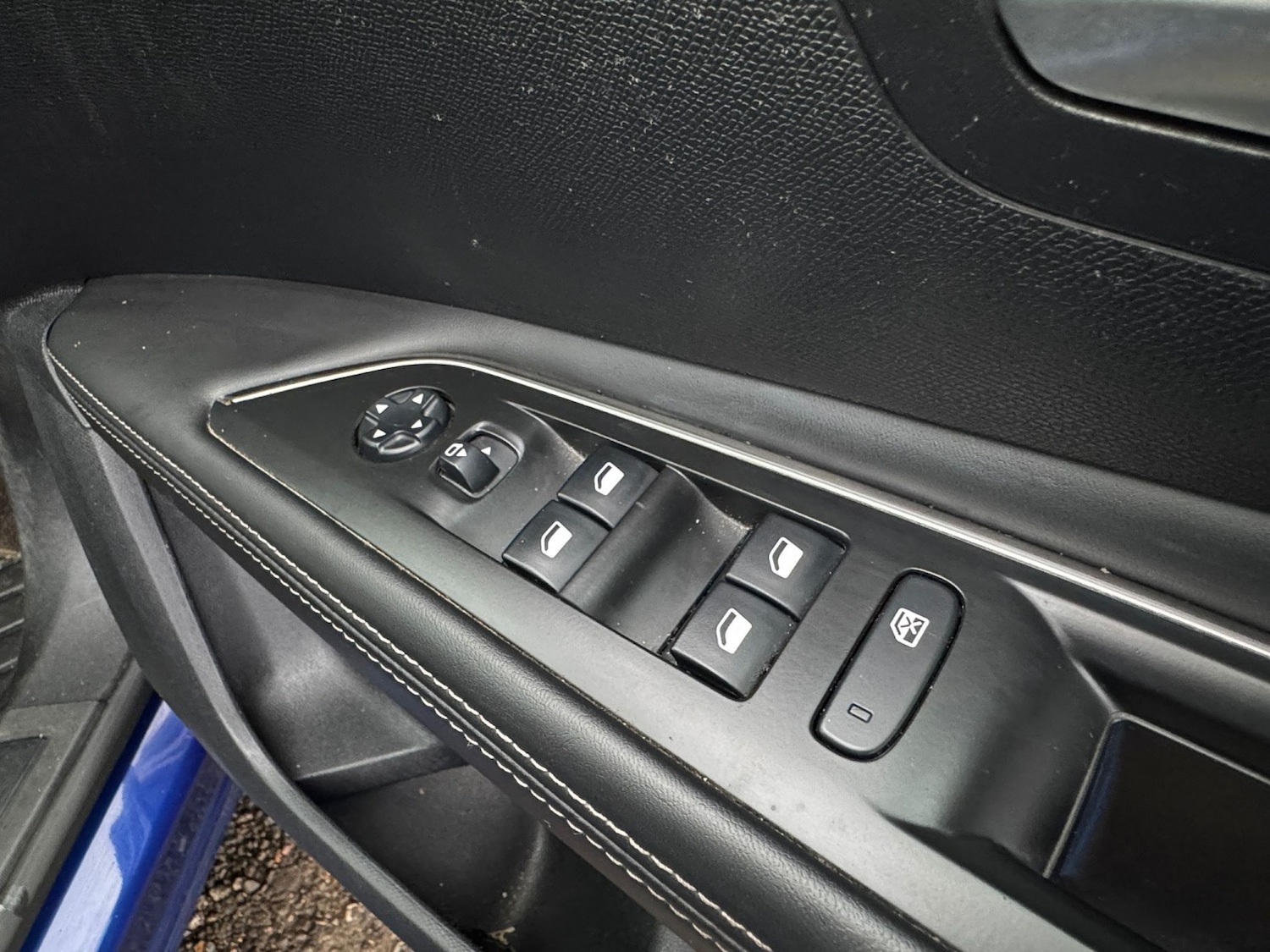 Used Peugeot 3008 2018 for sale - 76631468: Photo 18