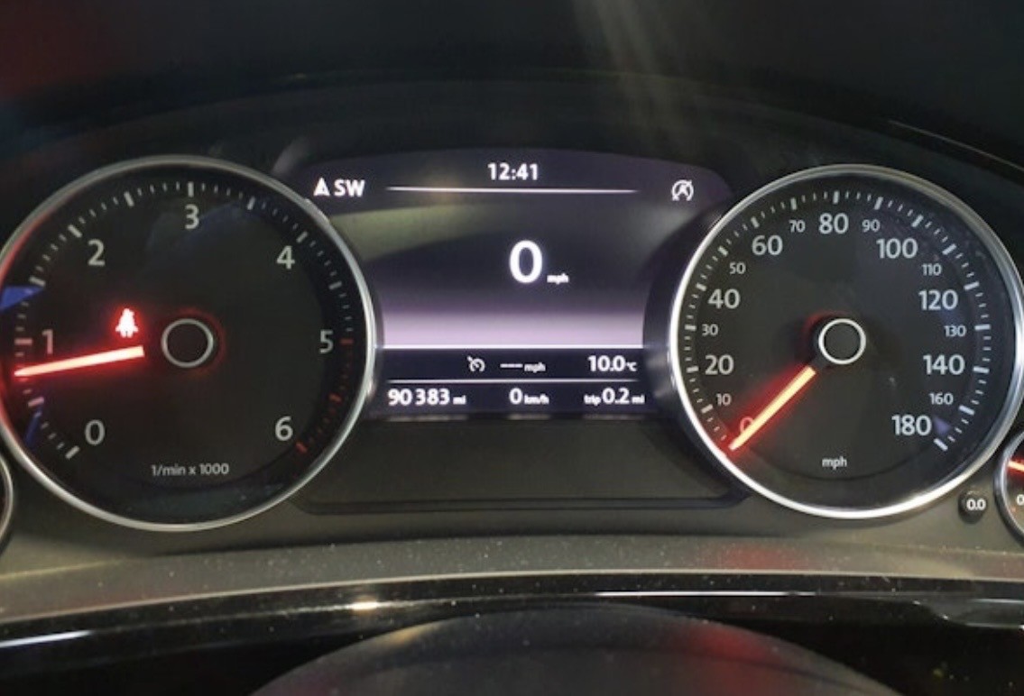 Used Volkswagen Touareg 2015 for sale - 76407623: Photo 11