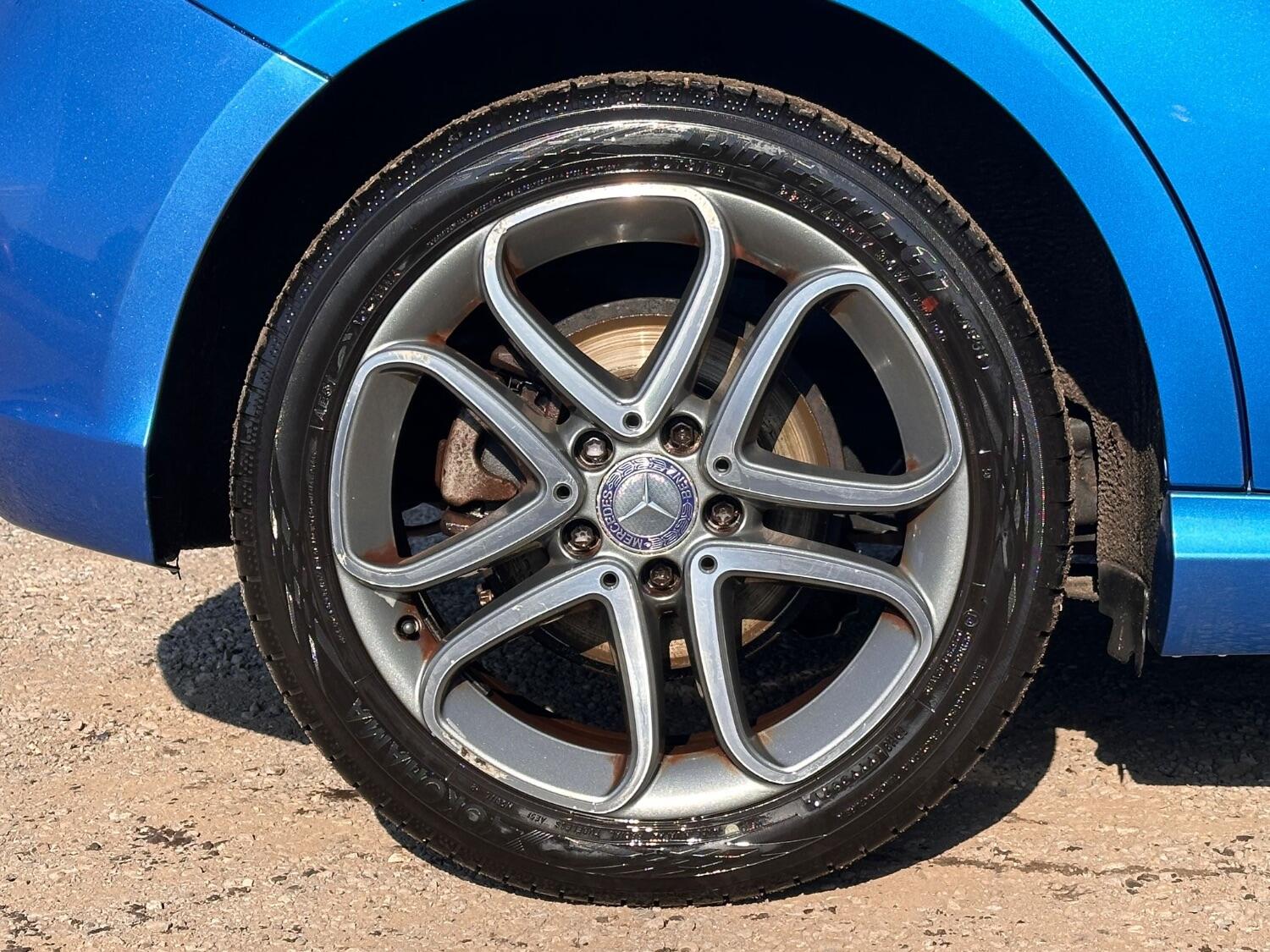 Used Mercedes-Benz A-Class 2013 for sale - 77453422: Photo 8