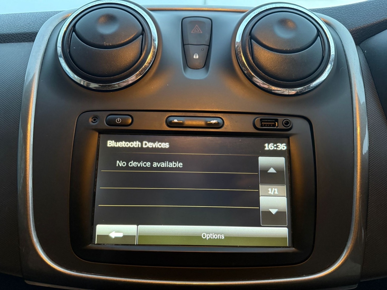 Used Dacia Sandero Stepway 2014 for sale - 77567465: Photo 12