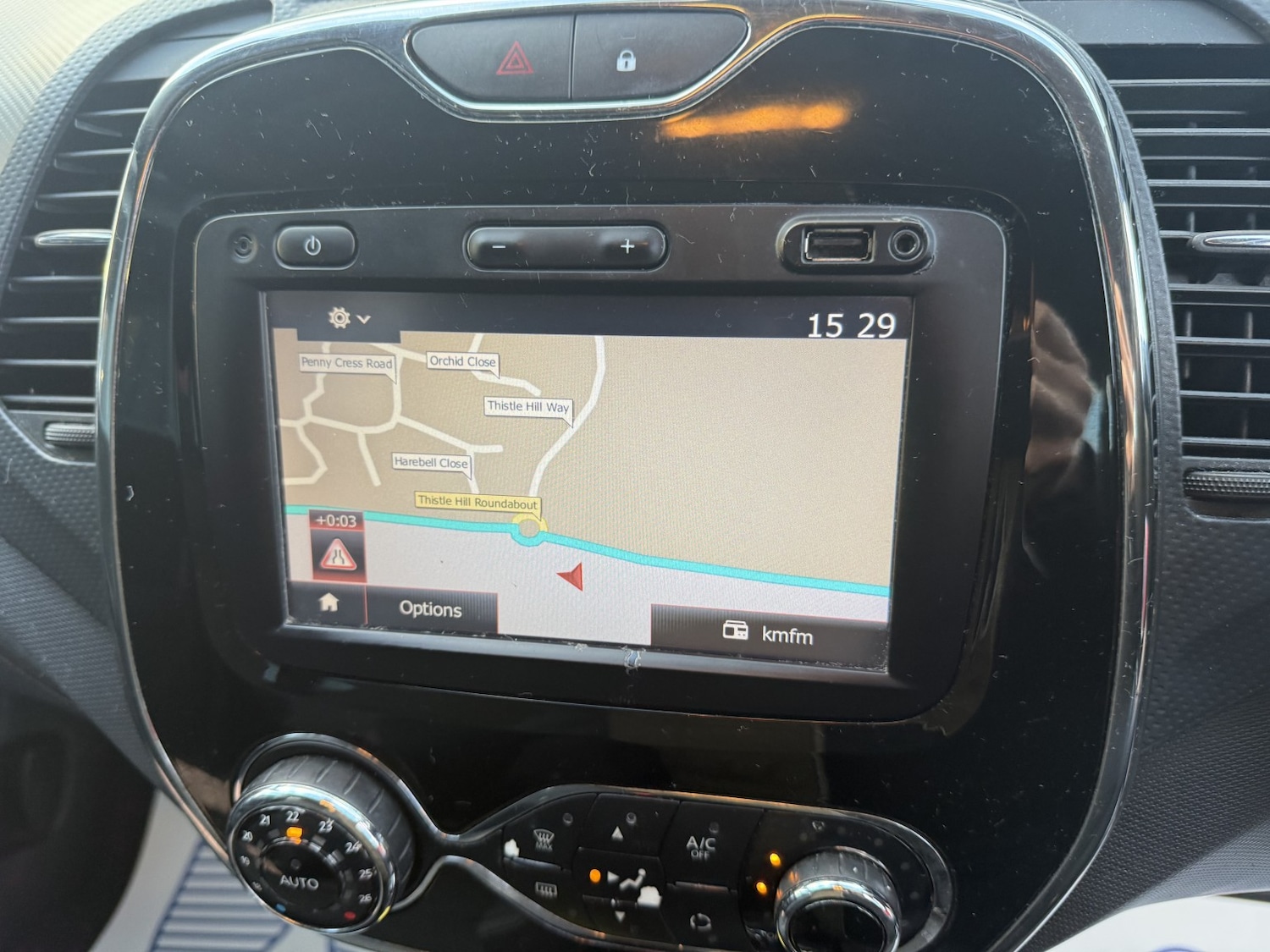 Used Renault Captur 2015 for sale - 76430910: Photo 11