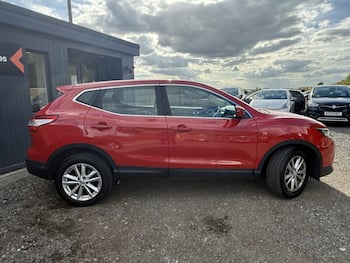 Used Nissan Qashqai 2016 for sale - 79696978: Photo