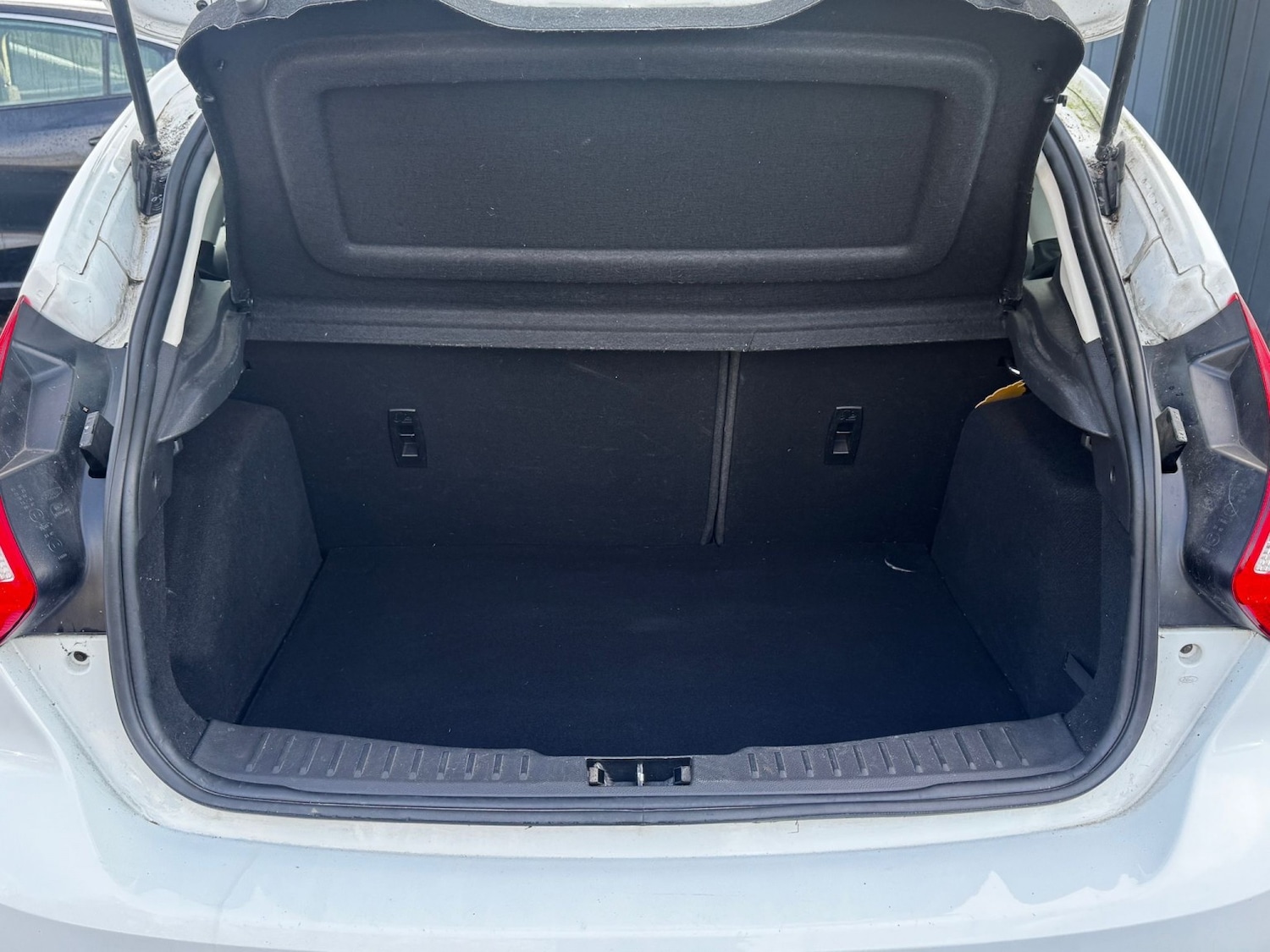 Used Ford Focus 2014 for sale - 76799170: Photo 17