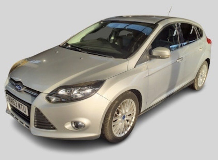Used Ford Focus 2013 for sale - 76974448: Photo 2