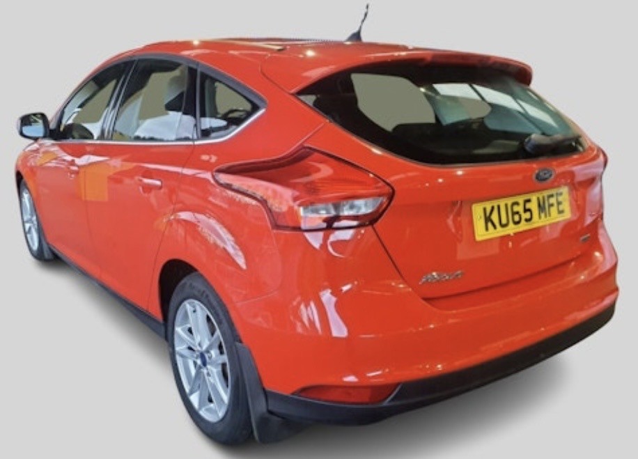 Used Ford Focus 2015 for sale - 76799173: Photo 4