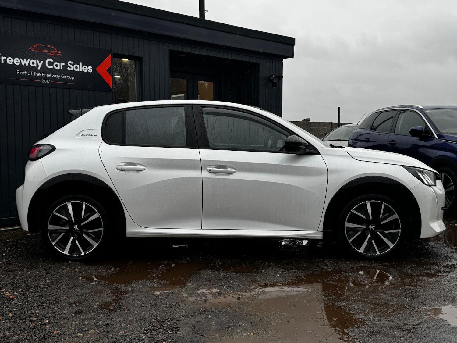 Used Peugeot 208 2020 for sale - 77113125: Photo 4