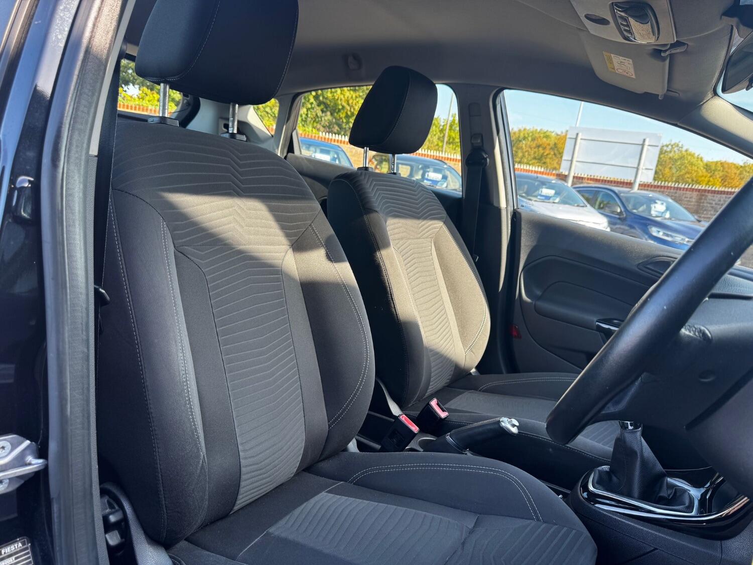 Used Ford Fiesta 2015 for sale - 75994602: Photo 8