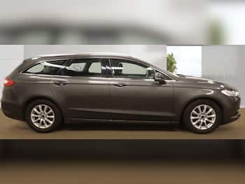 Used Ford Mondeo 2017 for sale - 79680667: Photo