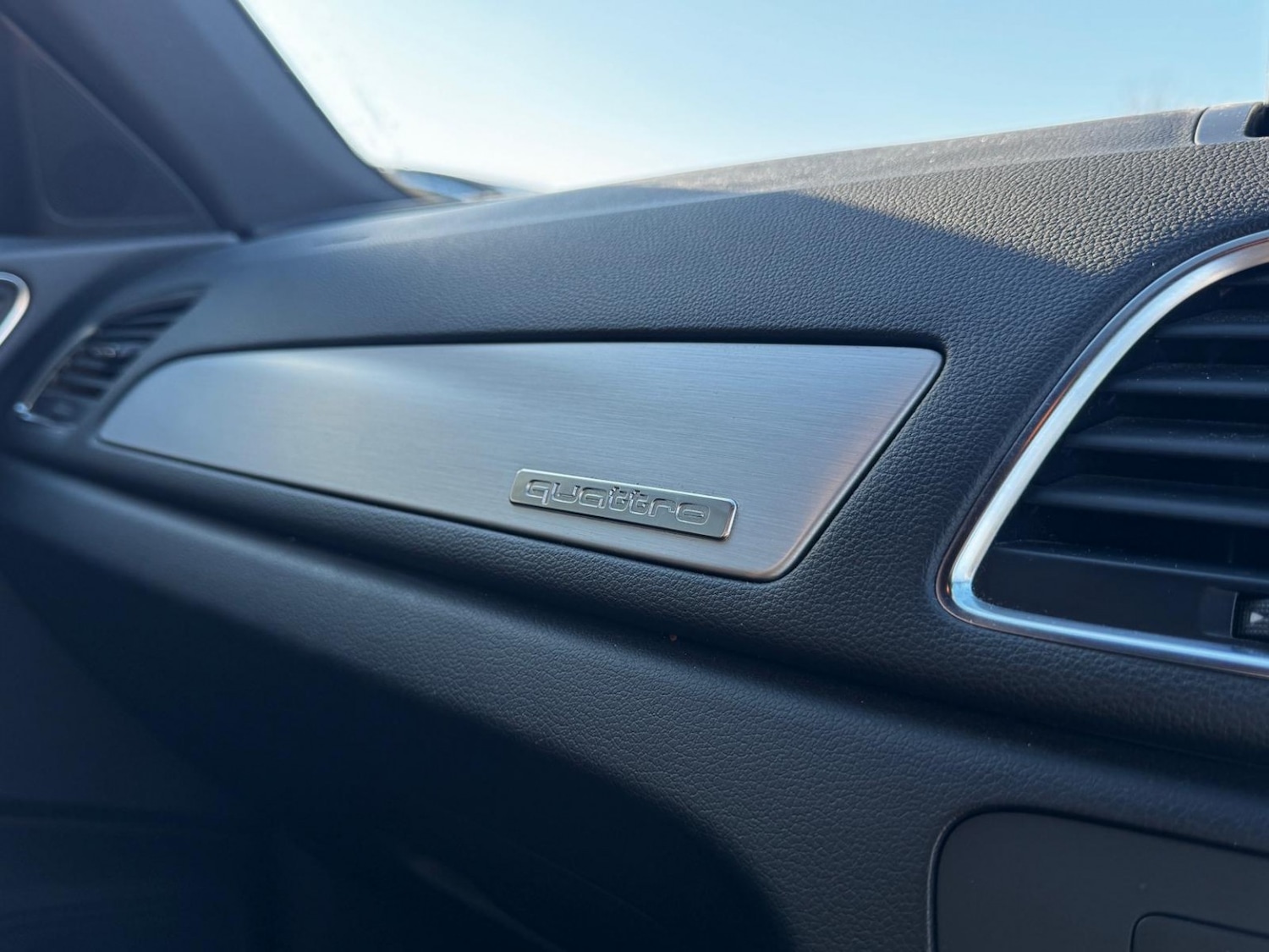 Used Audi Q3 2013 for sale - 77977052: Photo 19