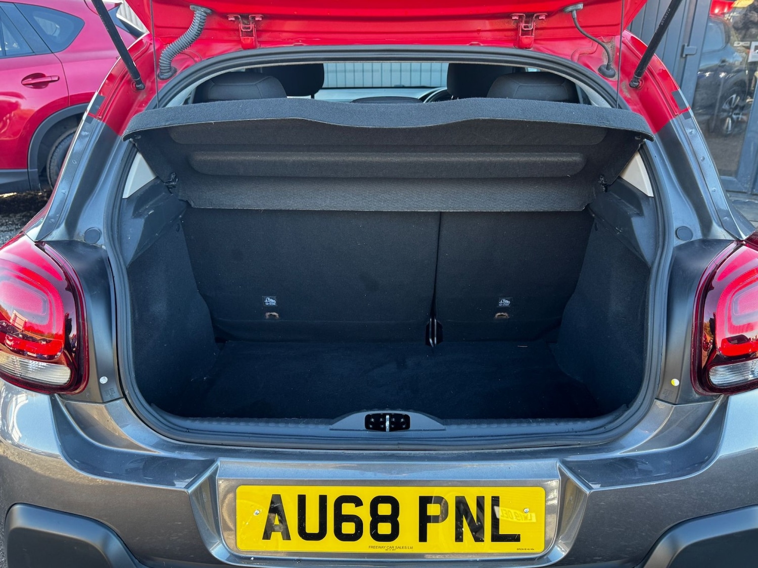 Used Citroen C3 2018 for sale - 76347214: Photo 8