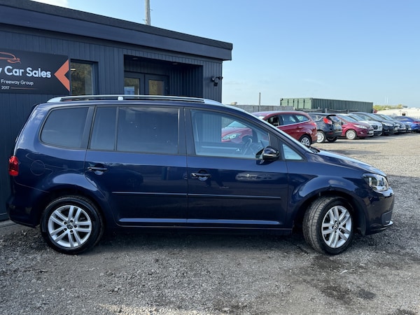 Used Volkswagen Touran 2015 for sale - 76211790: Photo 3