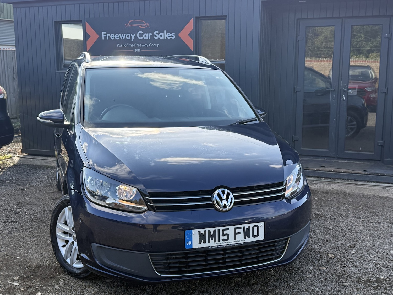 Used Volkswagen Touran 2015 for sale - 76211790: Photo 4