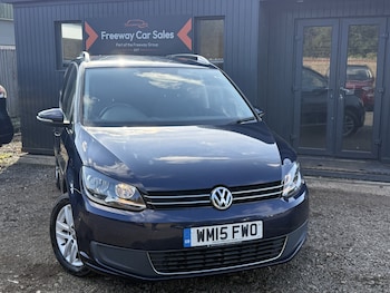 Used Volkswagen Touran 2015 for sale - 76211790: Photo 4
