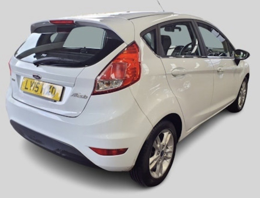 Used Ford Fiesta 2015 for sale - 76347190: Photo 4