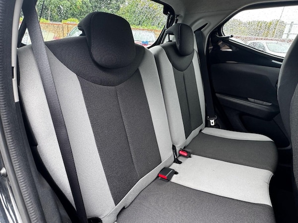 Used Toyota AYGO 2015 for sale - 75706102: Photo 12