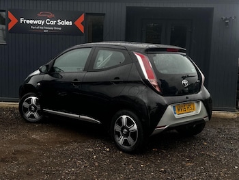Used Toyota AYGO 2015 for sale - 75706102: Photo