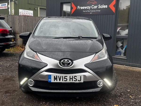 Used Toyota AYGO 2015 for sale - 75706102: Photo 5