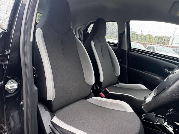 Used Toyota AYGO 2015 for sale - 75706102: Photo 7