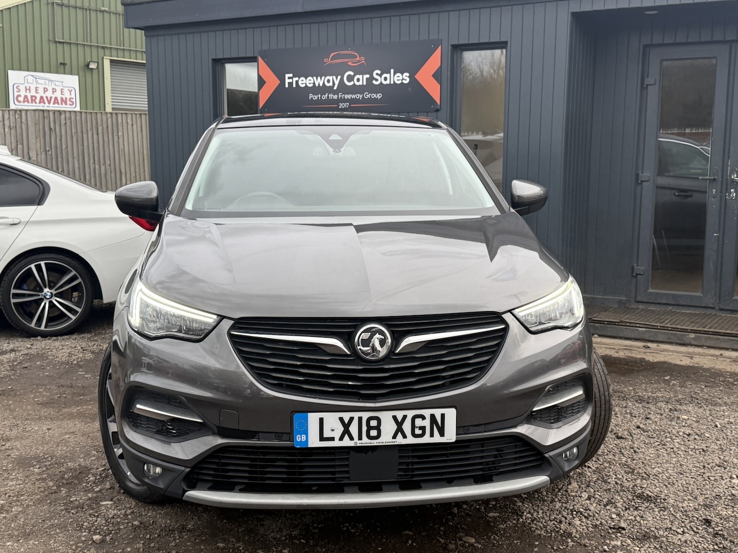 Used Vauxhall Grandland X 2018 for sale - 77937878: Photo 2