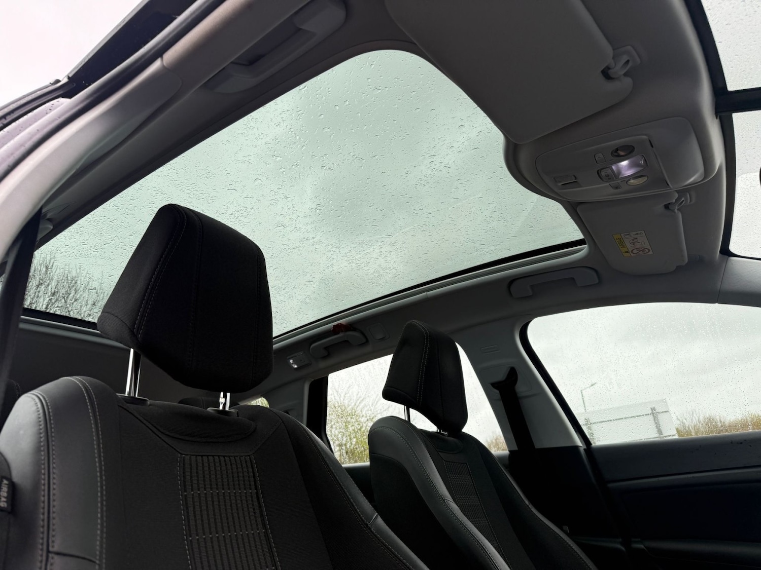 Used Peugeot 308 SW 2018 for sale - 78031621: Photo 10