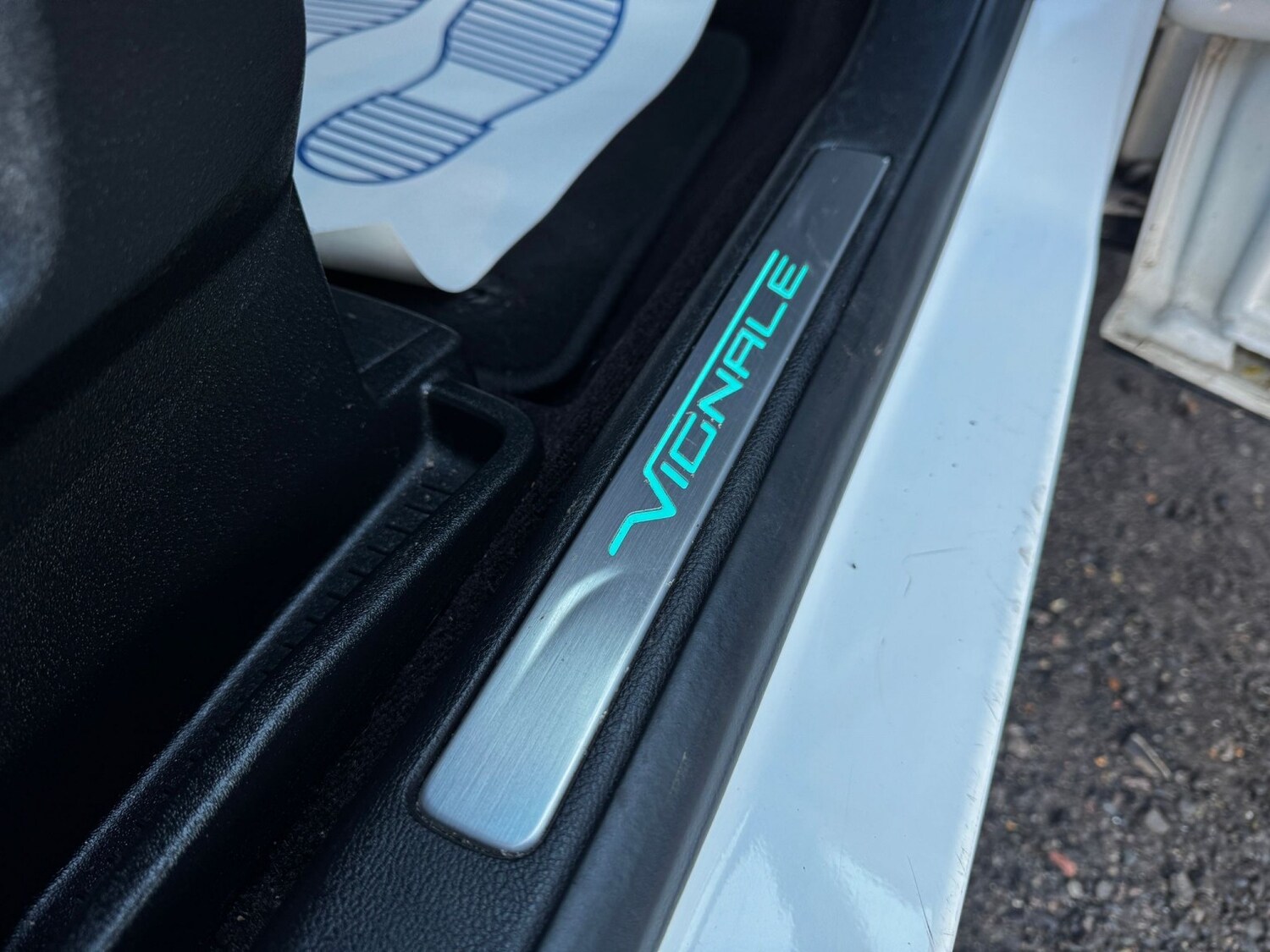 Used Ford Edge 2017 for sale - 76799149: Photo 26