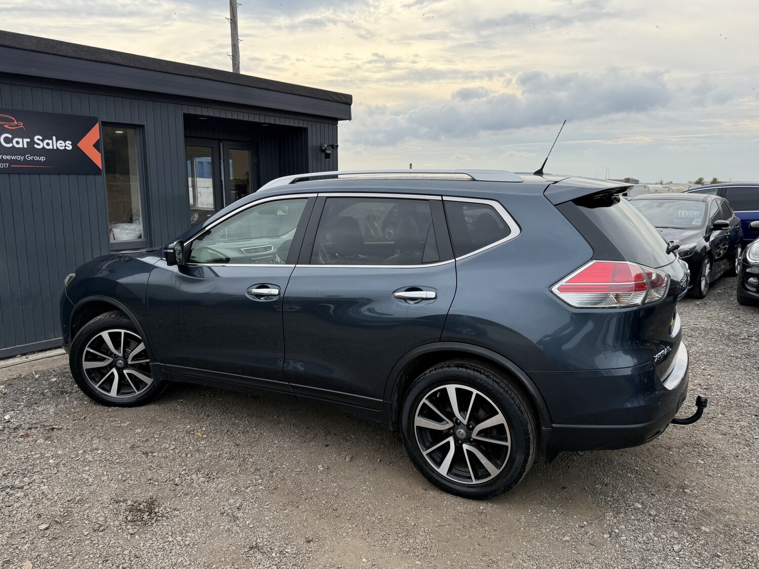 Used Nissan X-Trail 2015 for sale - 76120322: Photo 3
