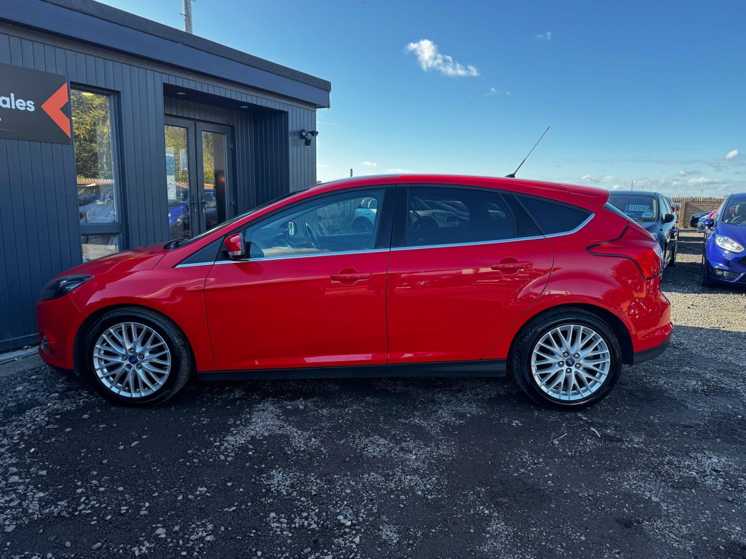 Used Ford Focus 2014 for sale - 76347202: Photo 2