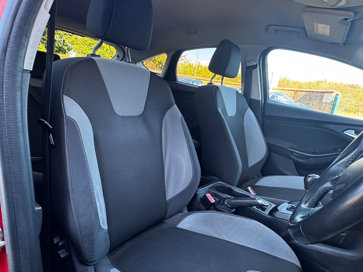 Used Ford Focus 2014 for sale - 76347202: Photo 8