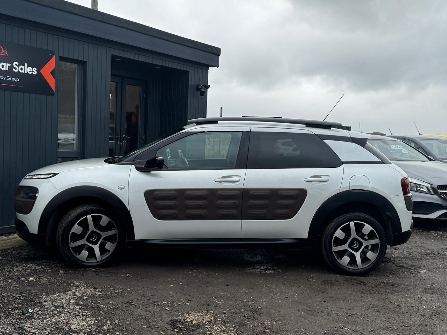 Used Citroen C4 Cactus 2014 for sale - 77694360: Photo 4