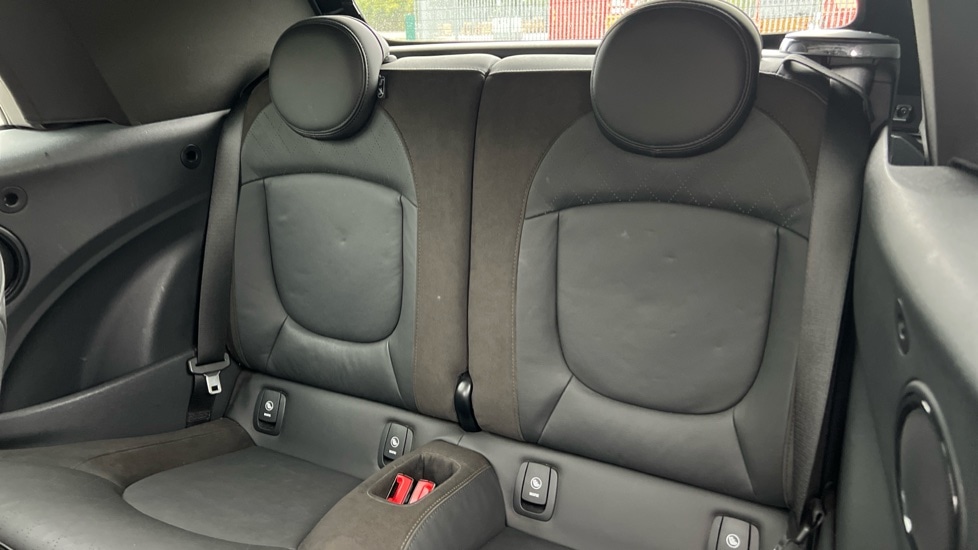 Used MINI Convertible 2021 for sale - 76086487: Photo 12