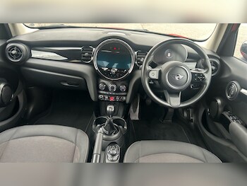 Used MINI Hatch 2021 for sale - 76438118: Photo