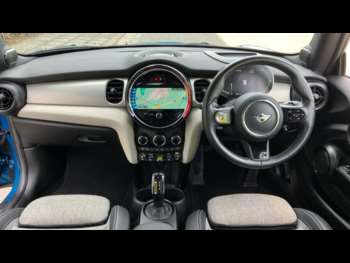 Used MINI Hatch 2021 for sale - 74636901: Photo