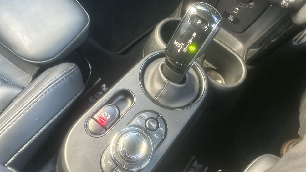 Used MINI Convertible 2022 for sale - 76874689: Photo 10