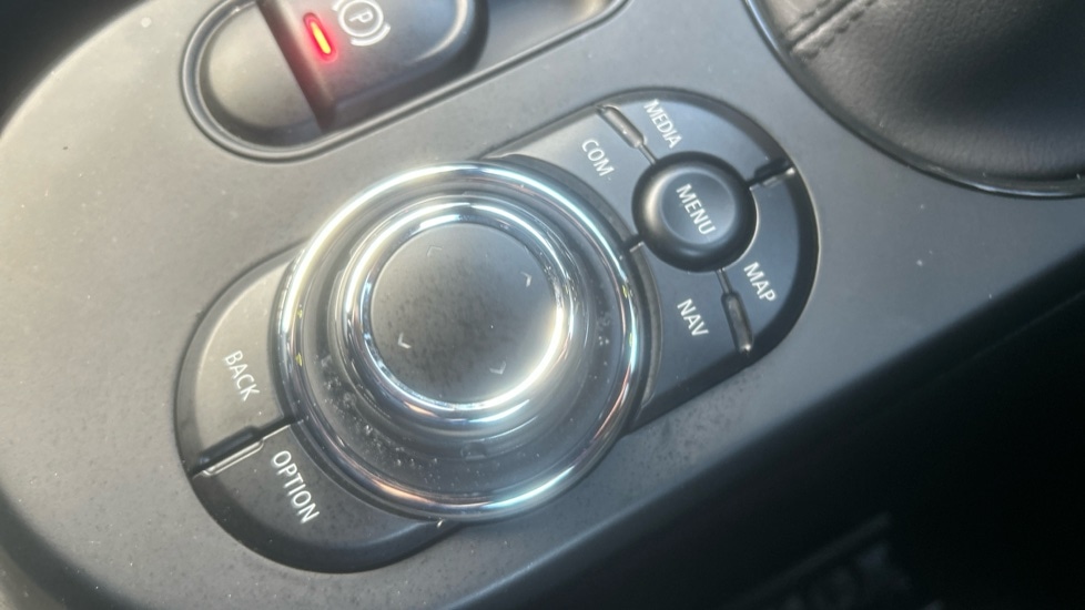 Used MINI Convertible 2022 for sale - 76874689: Photo 35