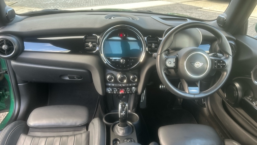Used MINI Convertible 2022 for sale - 76874689: Photo 4