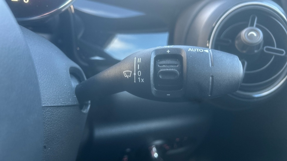 Used MINI Convertible 2022 for sale - 76874689: Photo 42