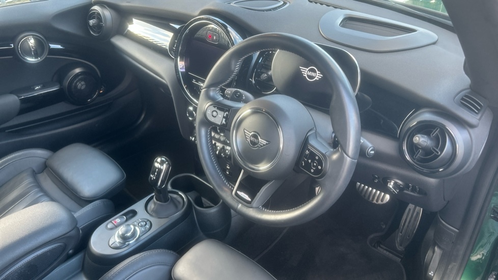 Used MINI Convertible 2022 for sale - 76874689: Photo 6