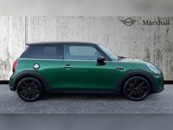 Used MINI Hatch 2022 for sale - 76907929: Photo
