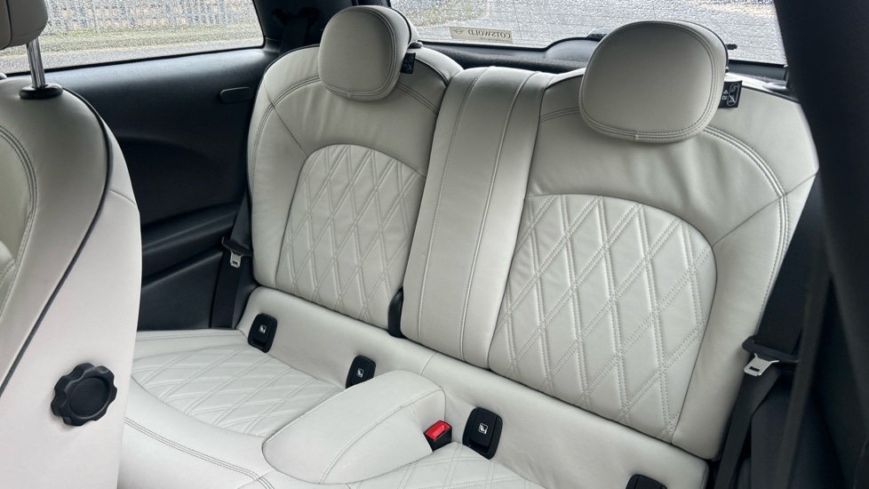 Used MINI Hatch 2022 for sale - 76870088: Photo 12