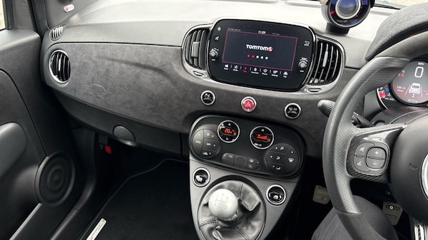 Used Abarth 695 2023 for sale - 76229150: Photo 12