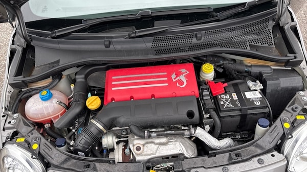 Used Abarth 695 2023 for sale - 76229150: Photo 16