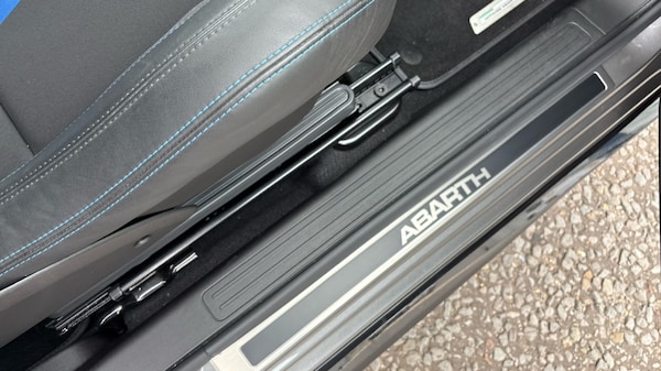 Used Abarth 695 2023 for sale - 76229150: Photo 37