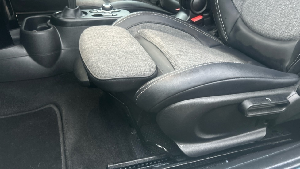 Used MINI Hatch 2021 for sale - 76872210: Photo 38